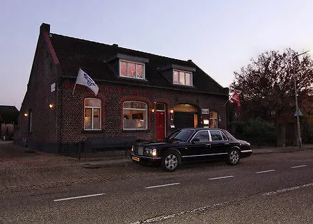 't Smedenhuys Hotel 2*