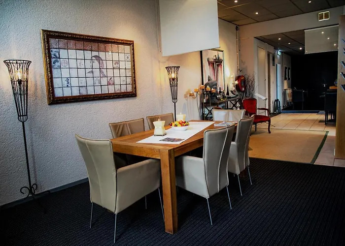 Gastenverblijf 'T Smedenhuys Hotel 2*