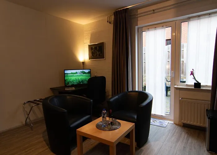 Gastenverblijf 'T Smedenhuys 2* Maasbracht